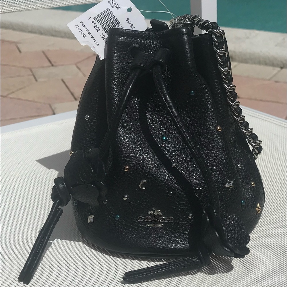 Coach Wristlet! EXCELLENT NEW WITH TAGS CONDITION.